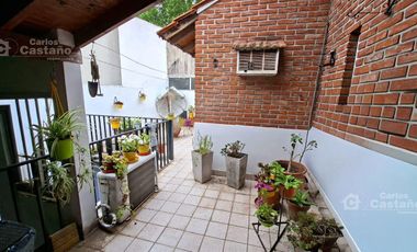 Casa 6 Amb. en Lote Propio