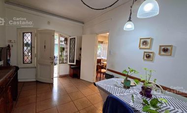Casa 6 Amb. en Lote Propio