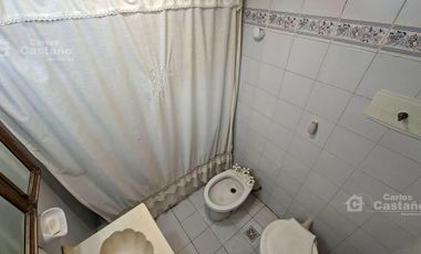 Casa 6 Amb. en Lote Propio