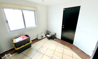 OPORTUNIDAD CASA en ESQUINA