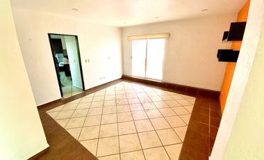 OPORTUNIDAD CASA en ESQUINA