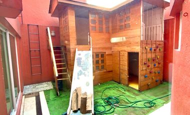 OPORTUNIDAD CASA en ESQUINA