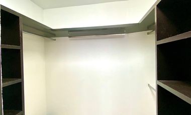 OPORTUNIDAD CASA en ESQUINA