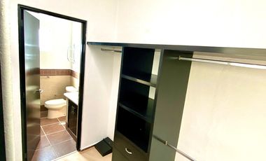 OPORTUNIDAD CASA en ESQUINA