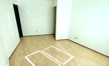 OPORTUNIDAD CASA en ESQUINA