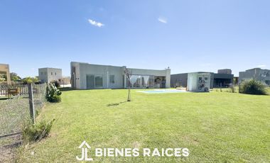 Casa en venta en Monet Barrio Privado