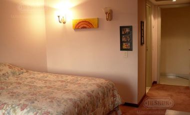 Piso completo de categoria en Nueva Córdoba .