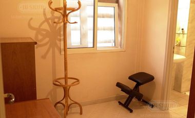 Piso completo de categoria en Nueva Córdoba .