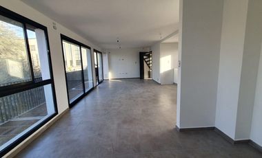 Venta/Alquiler Oficina/Departamento Calle Achával Rodríguez - Barrio Güemes, Córdoba