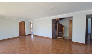 Arriendo casa en San Esteban, 3D 2B