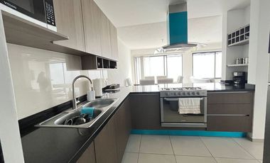 Casa en RENTA AMUEBLADA Toluca, a 40 minutos de Santa Fe, ideal para pilotos y ejecutivos, cercana a Aeropuerto y a Parques Industriales.