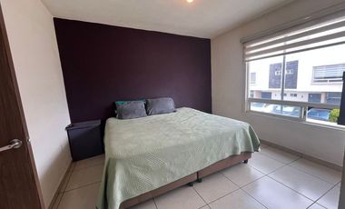 Casa en RENTA AMUEBLADA en Toluca, a 40 minutos de Santa Fe, ideal para pilotos o ejecutivos, cercana a Aeropuerto y a Parques Industriales.