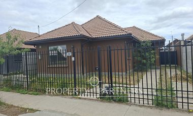 Linda casa en Parque San Valentín