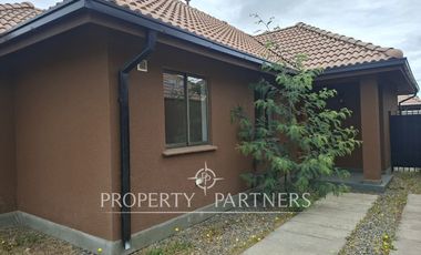 Linda casa en Parque San Valentín