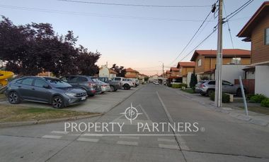 Exclusiva casa en condominio