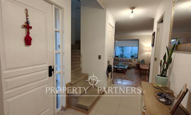 Exclusiva casa en condominio