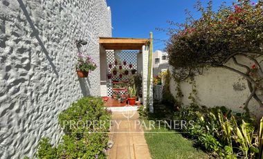 Venta espectacular casa en Jardines del Sur