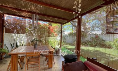 Venta espectacular casa en Jardines del Sur