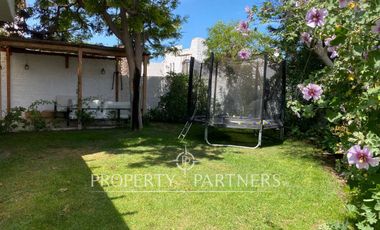 Venta espectacular casa en Jardines del Sur