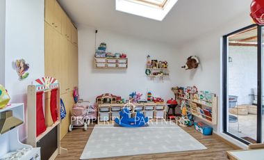 Venta espectacular casa en Jardines del Sur