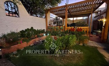 Venta espectacular casa en Jardines del Sur