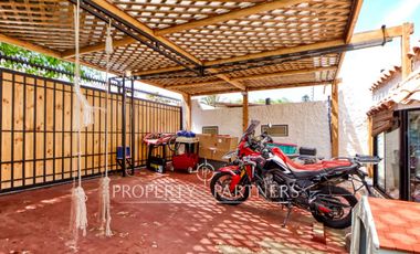 Venta espectacular casa en Jardines del Sur