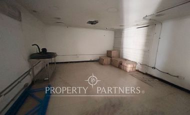 Espectacular local en Av. Padre Hurtado Norte, Vitacura.