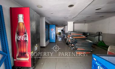 Espectacular local en Av. Padre Hurtado Norte, Vitacura.