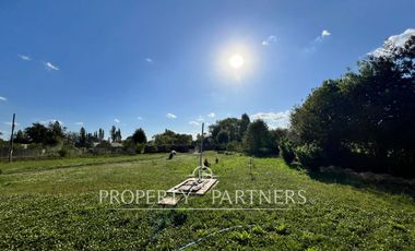 Campo de ensueño con casa nueva