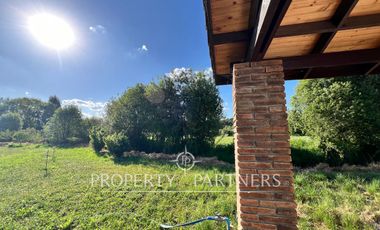 Campo de ensueño con casa nueva