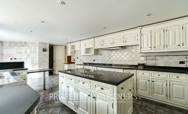 Arriendo de gran casa en San Damian con excelente conectividad