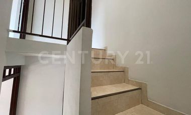 ALQUILER CASA CIUDAD DOS MIL