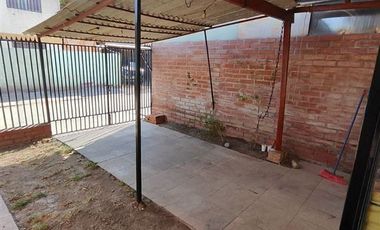 Casa en Arriendo en Jose Riveros con Av Rosales