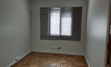 Oficina en Arriendo en Ahumada con Plaza de Armas