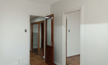 Oficina en Arriendo en Ahumada con Plaza de Armas