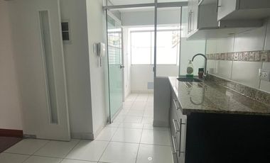 ALQUILER DE DEPARTAMENTO CON ESTACIONAMIENTO EN SURCO