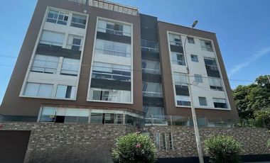 ALQUILER DE DEPARTAMENTO CON ESTACIONAMIENTO EN SURCO