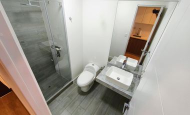 Alquiler de Ensueño: Loft de Lujo con Balcón y Vista al Mar en Estudio 4, Barranco