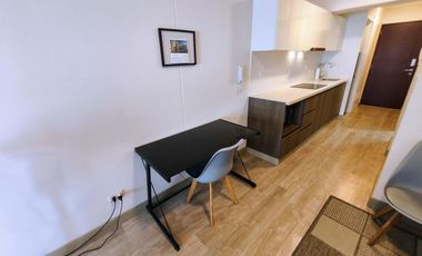 Alquiler de Ensueño: Loft de Lujo con Balcón y Vista al Mar en Estudio 4, Barranco