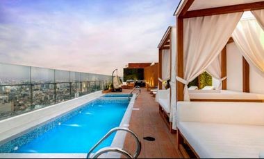 Alquiler de Ensueño: Loft de Lujo con Balcón y Vista al Mar en Estudio 4, Barranco