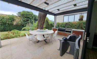 CASA EN VENTA EN CONDOMINIO AVANDARO
