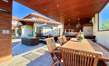 Pinares de Montemar, Concón. Casa en  de 1150 m2 de terreno.