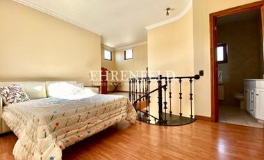 Pinares de Montemar, Concón. Casa en  de 1150 m2 de terreno.