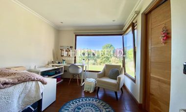 Pinares de Montemar, Concón. Casa en  de 1150 m2 de terreno.