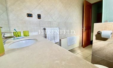 Pinares de Montemar, Concón. Casa en  de 1150 m2 de terreno.