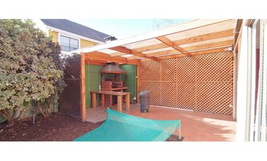 Casa en Arriendo  Condominio en Quilicura