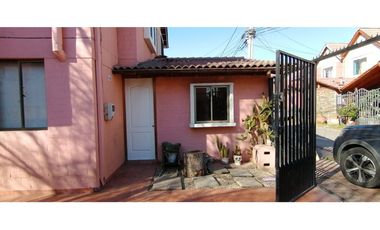 Casa en Arriendo  Condominio en Quilicura