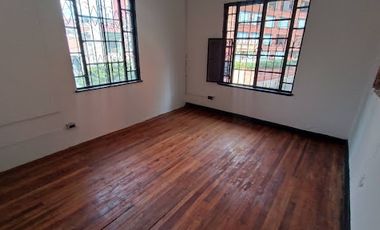 ARRIENDO de CASA COMERCIAL en BOGOTA