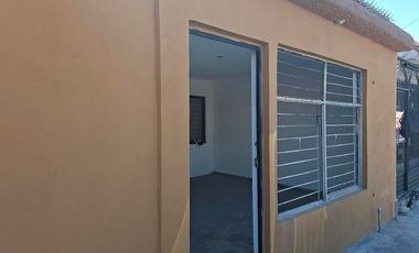 CASA EN VENTA EN COL. DEL LAGO EN SAN NICOLAS DE LOS GARZA NUEVO LEON