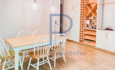 MARAVILLOSA CASA REMODELADA EN LOMAS DE LA DEHESA